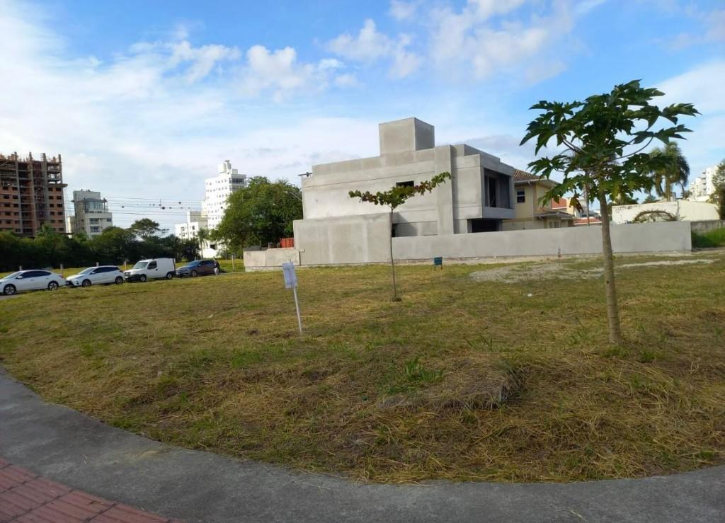 Terreno em Pedra Branca, Palhoça. 0 quartos, 855m². Imagem 1 de 1